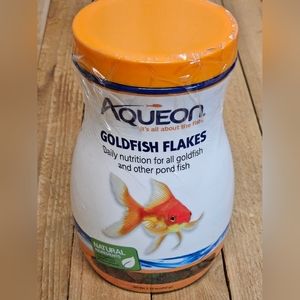 UNOPENED - EXPIRED 25FEB23 - GOLDFISH FLAKES - 7.12OZ - AQUEON - POND FISH